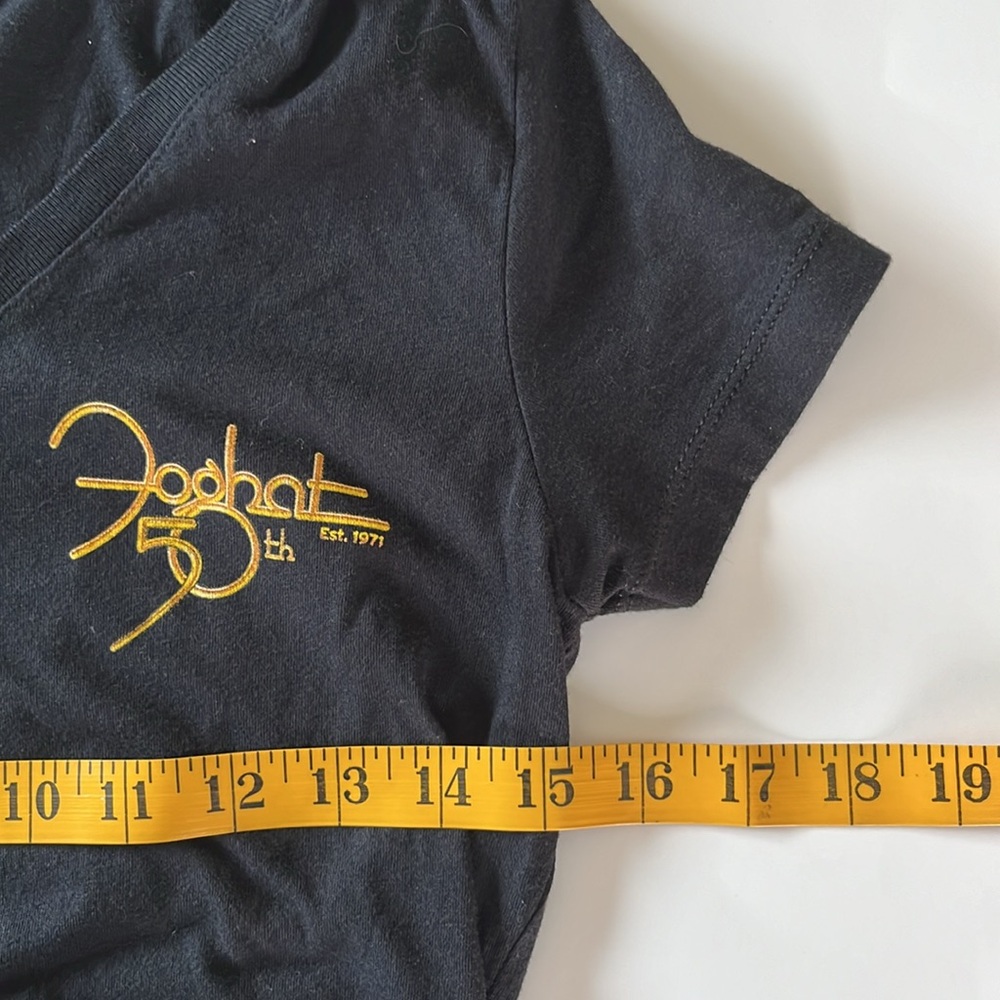 Foghat Black Graphic Short Sleeve Concert Tee - Picture 10 of 11